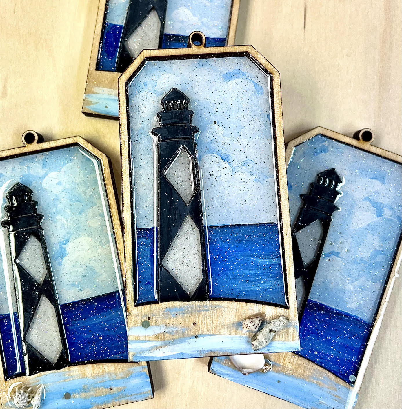 NEW! Set of 4 Resin Cape Lookout Ornaments