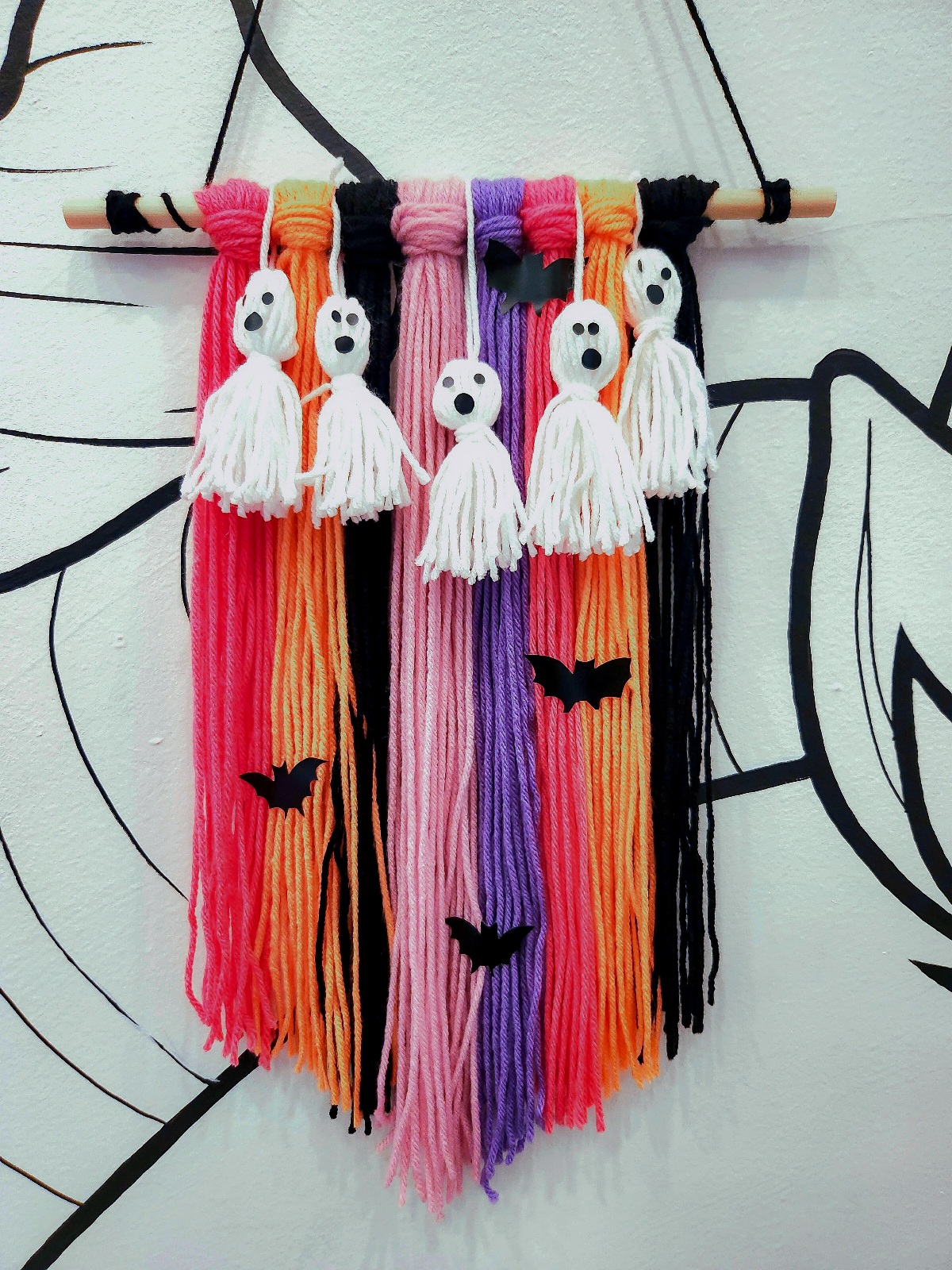 ALL AGES! Spooky Ghost Halloween Macrame