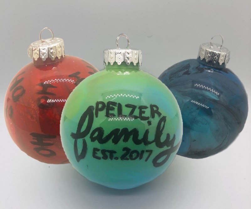 Family time! Paint your Ornaments