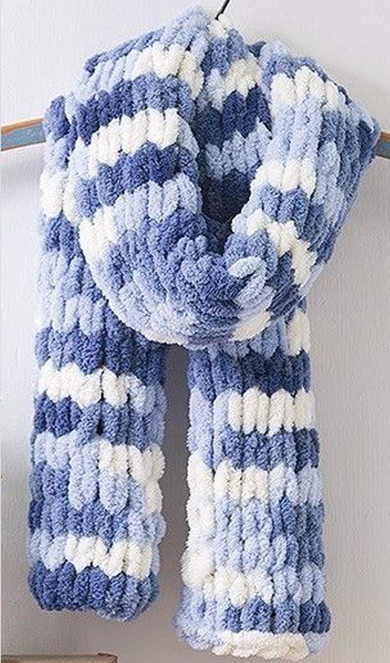 DIY CHUNKY KNIT SCARF!